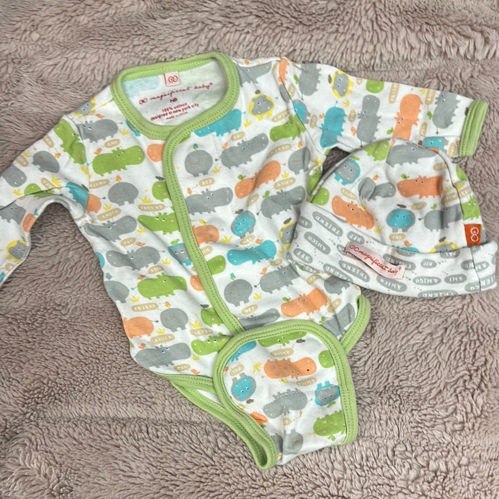 Magnet Onsie with Hat